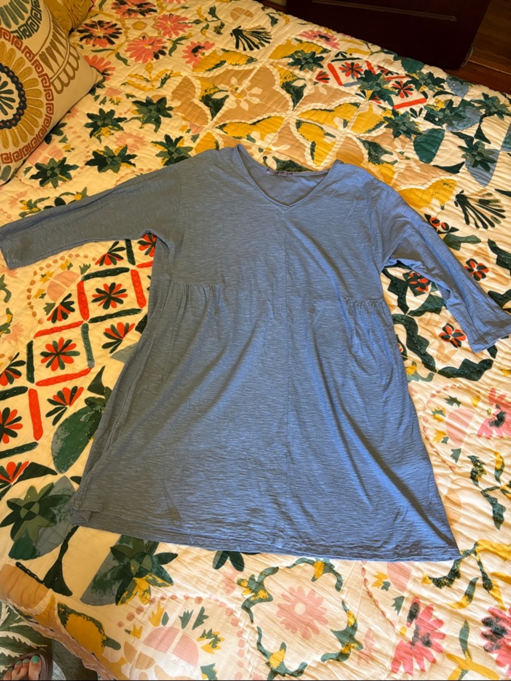 Cut Loose Soft Blue V-Neck Tunic Top